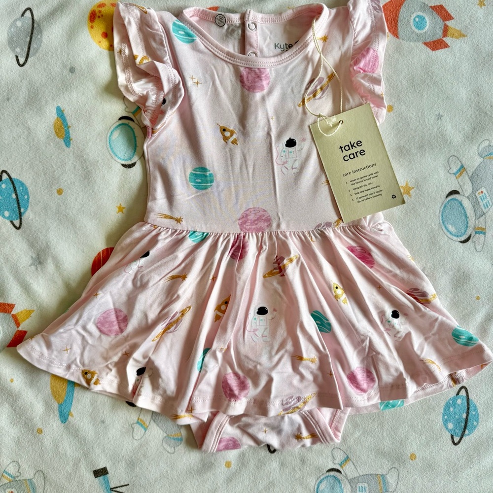 Kyte BABY Pink Space Planet Ruffle Sleeve Dress Romper-NWT